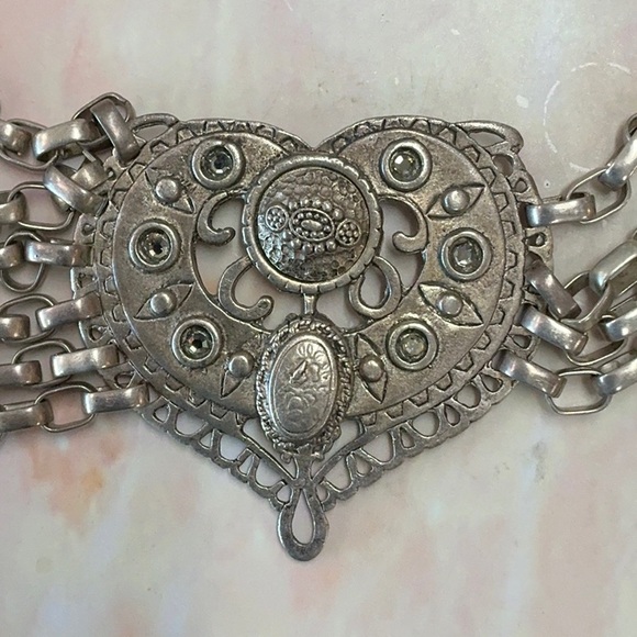 Belt ARTWEAR renaissance metal Chain eye hearts **READ (weighty - SILVER TONE) - Picture 1 of 12
